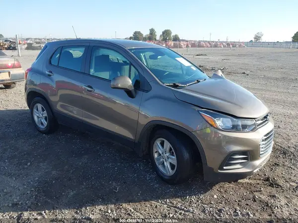 KL7CJKSB7LB334004 2020 CHEVROLET TRAX - Image 1