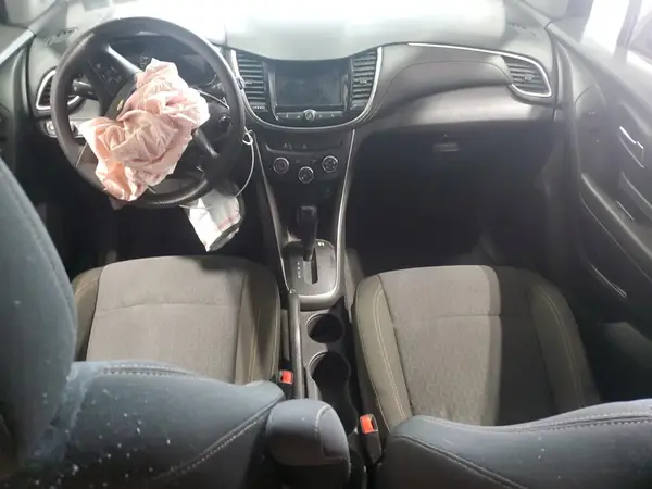 KL7CJKSB7LB334634 2020 CHEVROLET TRAX - Image 8