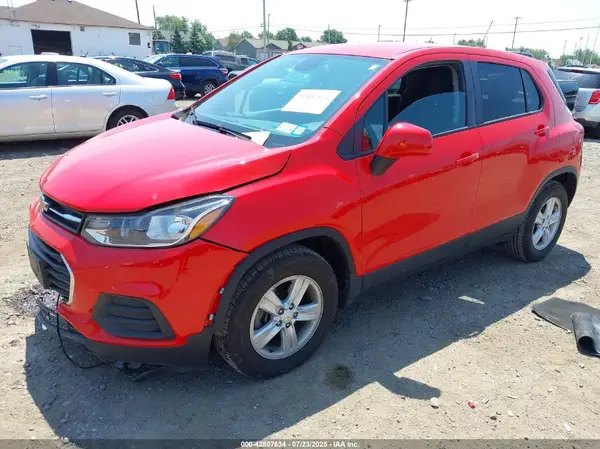 KL7CJKSB7LB346573 2020 CHEVROLET TRAX - Image 2