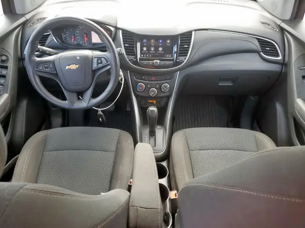 KL7CJKSB7LB346783 2020 CHEVROLET TRAX - Image 8