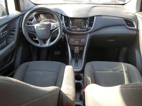 KL7CJKSB7LB353314 2020 CHEVROLET TRAX - Image 8