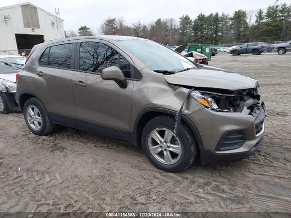 KL7CJKSB7LB353474 2020 CHEVROLET TRAX - Image 1