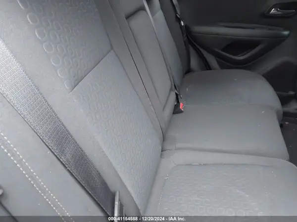 KL7CJKSB7LB353474 2020 CHEVROLET TRAX - Image 8