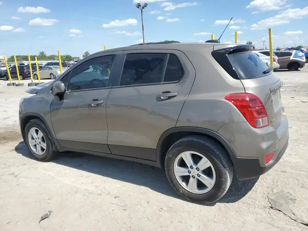KL7CJKSB7MB307287 2021 CHEVROLET TRAX - Image 2