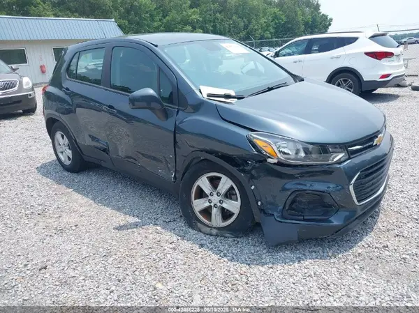 KL7CJKSB7MB307760 2021 CHEVROLET TRAX - Image 1
