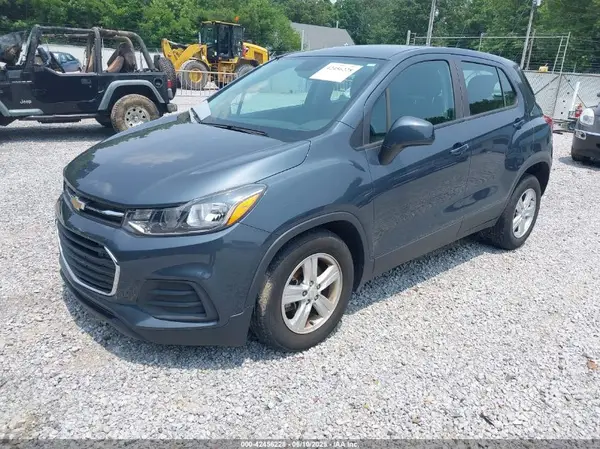 KL7CJKSB7MB307760 2021 CHEVROLET TRAX - Image 2