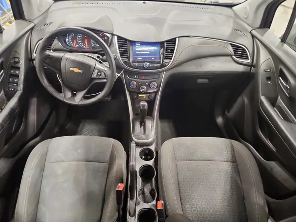 KL7CJKSB7MB326406 2021 CHEVROLET TRAX - Image 8