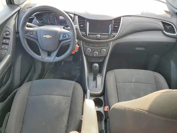 KL7CJKSB7MB329726 2021 CHEVROLET TRAX - Image 8