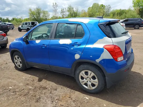 KL7CJKSB8GB548084 2016 CHEVROLET TRAX - Image 2