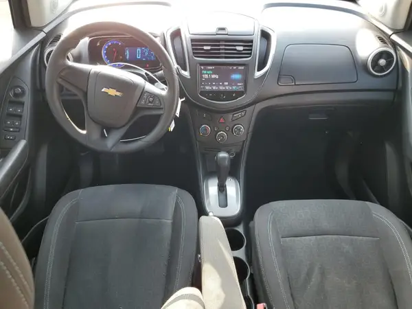 KL7CJKSB8GB627609 2016 CHEVROLET TRAX - Image 8