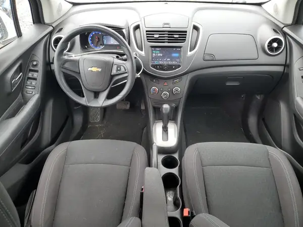 KL7CJKSB8GB647326 2016 CHEVROLET TRAX - Image 8