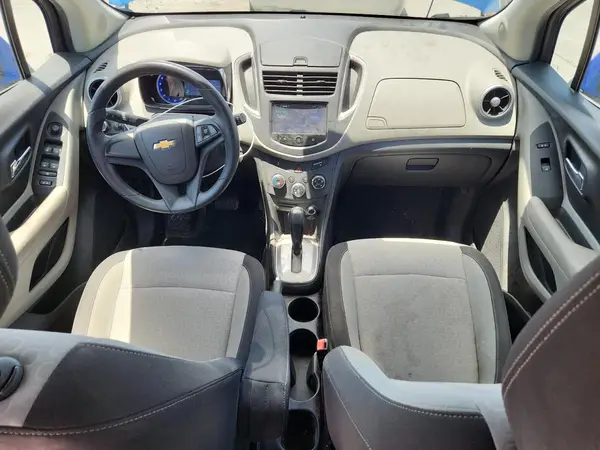 KL7CJKSB8GB762167 2016 CHEVROLET TRAX - Image 8