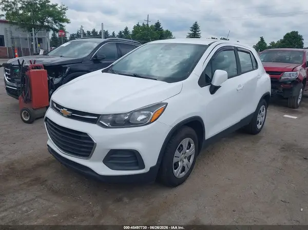 KL7CJKSB8HB089026 2017 CHEVROLET TRAX - Image 2