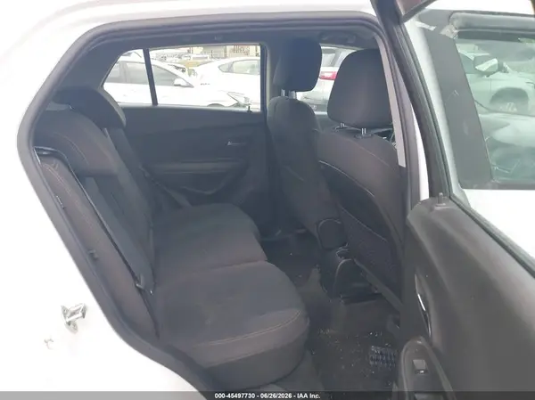KL7CJKSB8HB089026 2017 CHEVROLET TRAX - Image 8