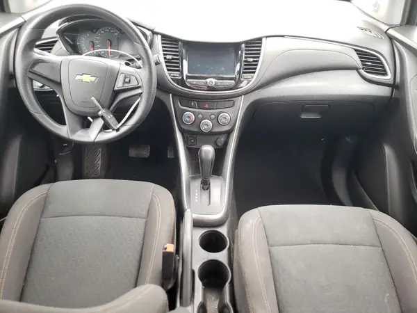 KL7CJKSB8HB245873 2017 CHEVROLET TRAX - Image 8