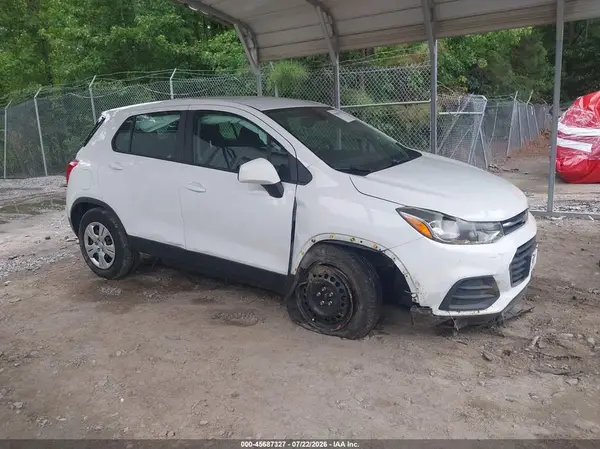 KL7CJKSB8JB570559 2018 CHEVROLET TRAX - Image 1