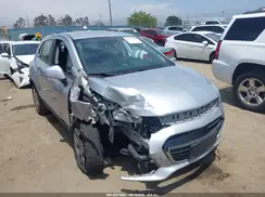 KL7CJKSB8JB593694 2018 CHEVROLET TRAX