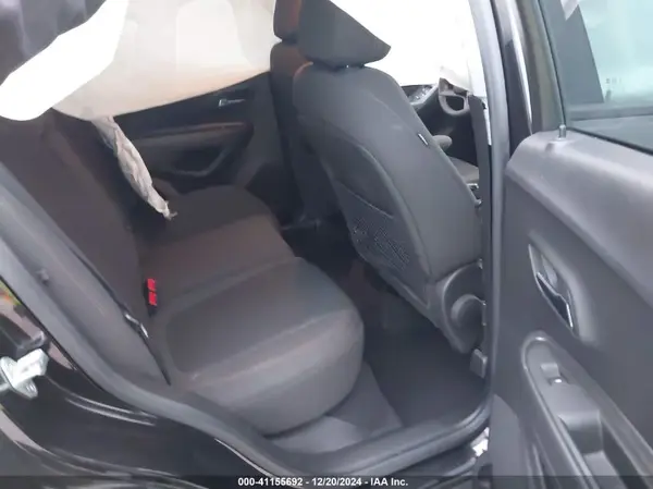 KL7CJKSB8LB023214 2020 CHEVROLET TRAX - Image 8