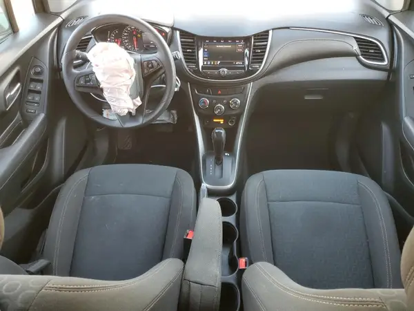 KL7CJKSB8LB032656 2020 CHEVROLET TRAX - Image 8