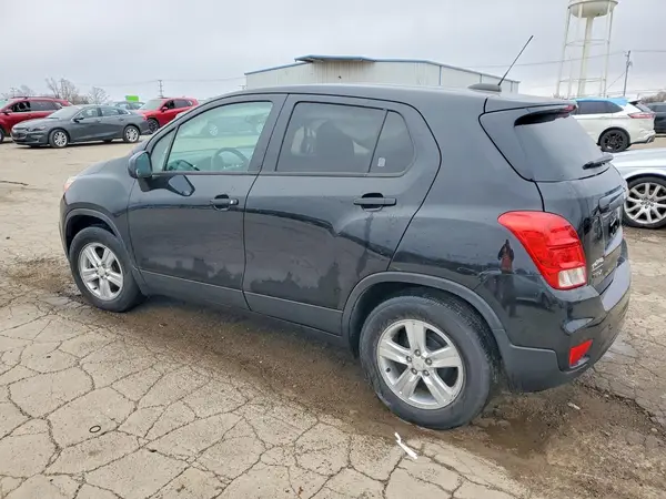 KL7CJKSB8LB041180 2020 CHEVROLET TRAX - Image 2