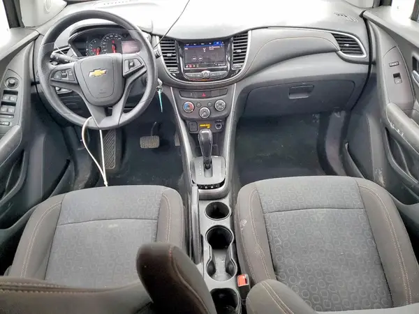 KL7CJKSB8LB041180 2020 CHEVROLET TRAX - Image 8