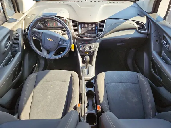 KL7CJKSB8LB063776 2020 CHEVROLET TRAX - Image 8