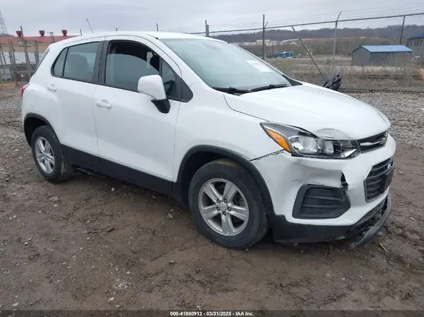 KL7CJKSB8LB066418 2020 CHEVROLET TRAX - Image 1
