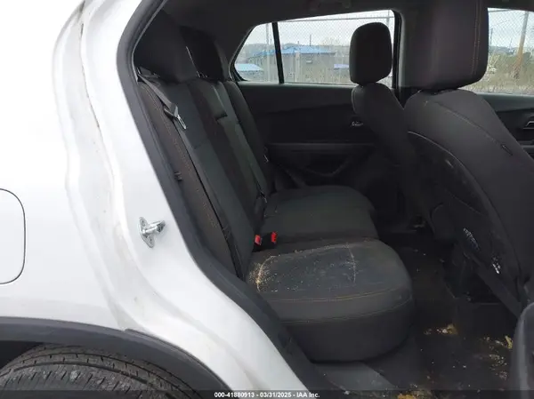 KL7CJKSB8LB066418 2020 CHEVROLET TRAX - Image 7