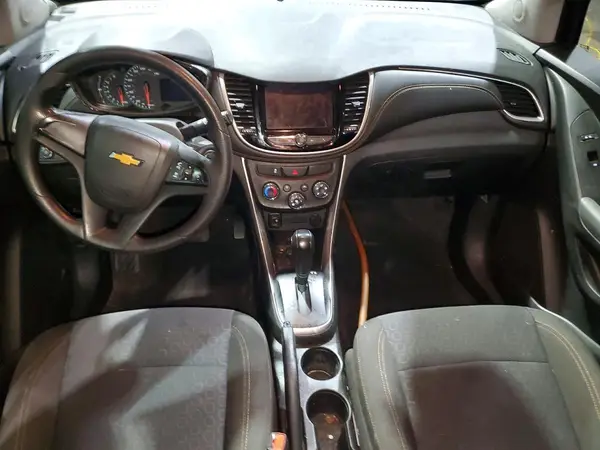 KL7CJKSB8LB070324 2020 CHEVROLET TRAX - Image 8