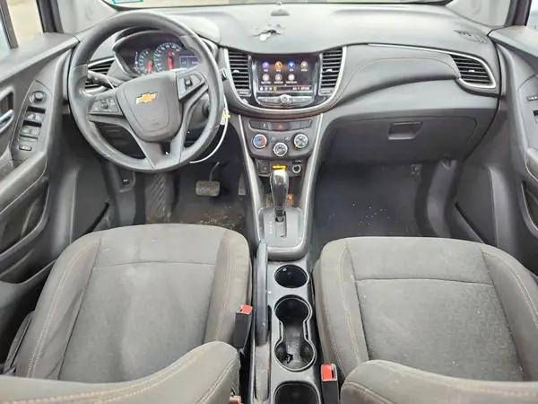 KL7CJKSB8LB311590 2020 CHEVROLET TRAX - Image 8