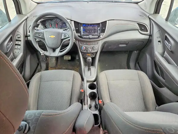 KL7CJKSB8LB316143 2020 CHEVROLET TRAX - Image 8