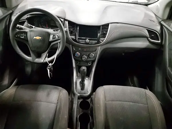 KL7CJKSB8LB320435 2020 CHEVROLET TRAX - Image 8