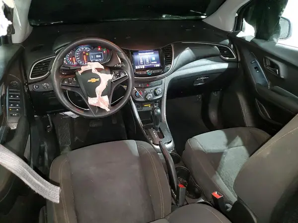 KL7CJKSB8LB321021 2020 CHEVROLET TRAX - Image 8