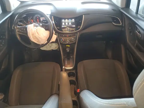 KL7CJKSB8LB324582 2020 CHEVROLET TRAX - Image 8