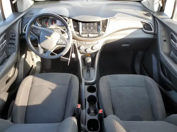 KL7CJKSB8LB326011 2020 CHEVROLET TRAX - Image 8
