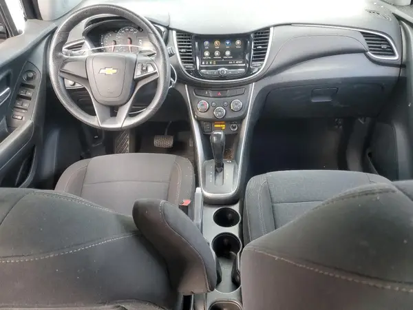 KL7CJKSB8LB349482 2020 CHEVROLET TRAX - Image 8