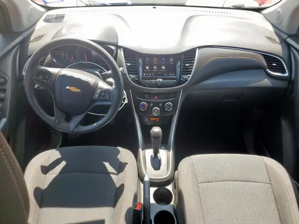 KL7CJKSB8LB350972 2020 CHEVROLET TRAX - Image 8