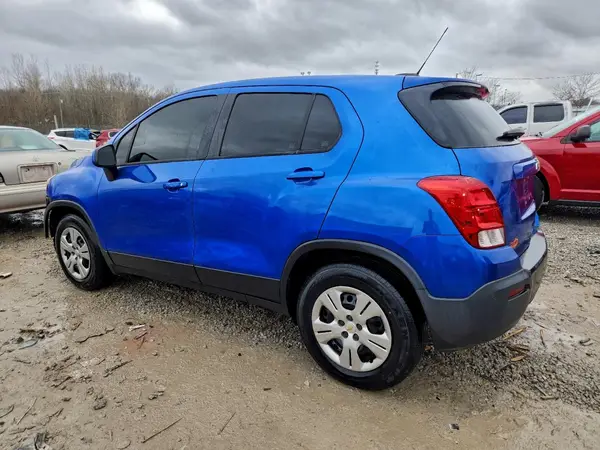 KL7CJKSB9GB536655 2016 CHEVROLET TRAX - Image 2