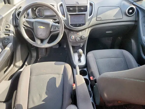KL7CJKSB9GB618076 2016 CHEVROLET TRAX - Image 8