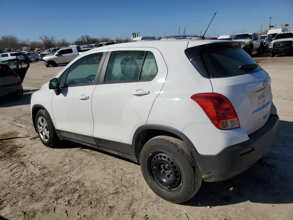 KL7CJKSB9GB661252 2016 CHEVROLET TRAX - Image 2