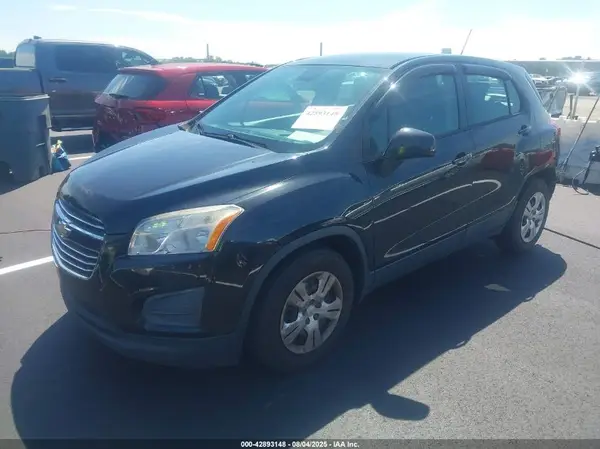 KL7CJKSB9GB706383 2016 CHEVROLET TRAX - Image 2