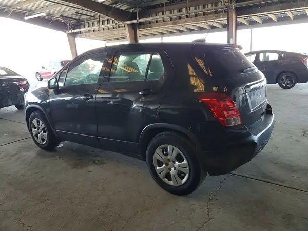 KL7CJKSB9GB717271 2016 CHEVROLET TRAX - Image 2