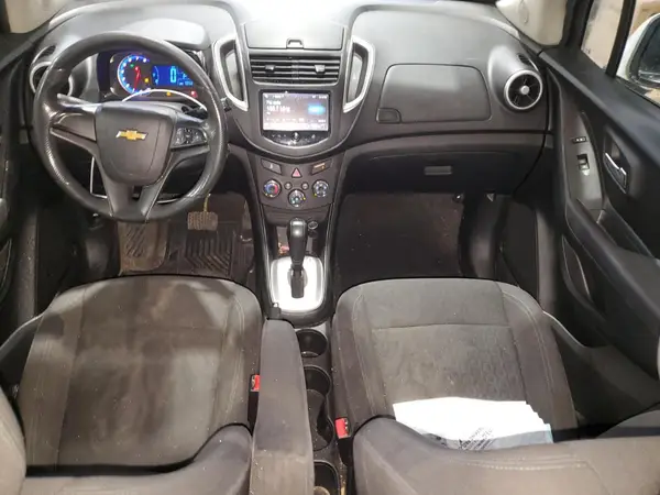 KL7CJKSB9GB756829 2016 CHEVROLET TRAX - Image 8