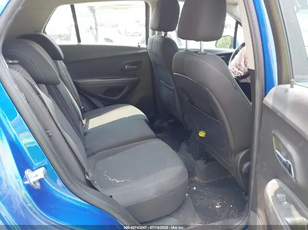 KL7CJKSB9GB761366 2016 CHEVROLET TRAX - Image 8
