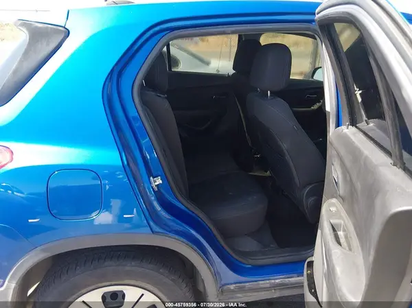 KL7CJKSB9GB762260 2016 CHEVROLET TRAX - Image 8