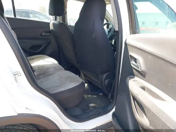 KL7CJKSB9HB150884 2017 CHEVROLET TRAX - Image 8