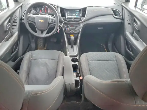KL7CJKSB9HB174294 2017 CHEVROLET TRAX - Image 8