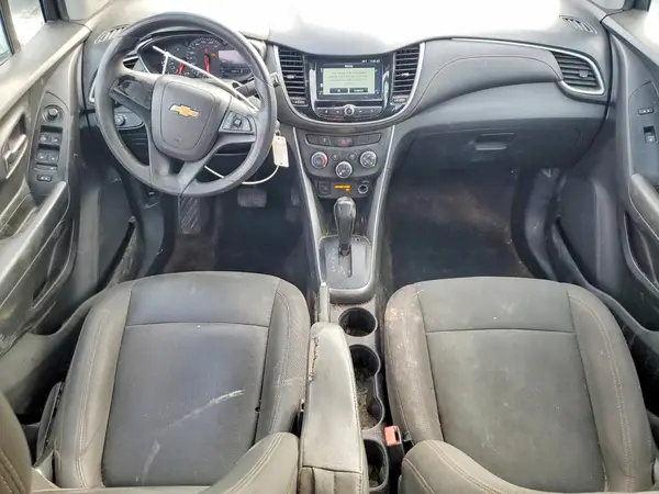 KL7CJKSB9HB230461 2017 CHEVROLET TRAX - Image 8