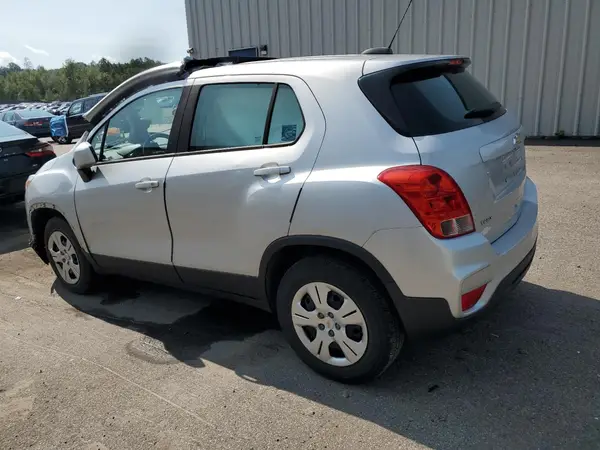 KL7CJKSB9HB254162 2017 CHEVROLET TRAX - Image 2