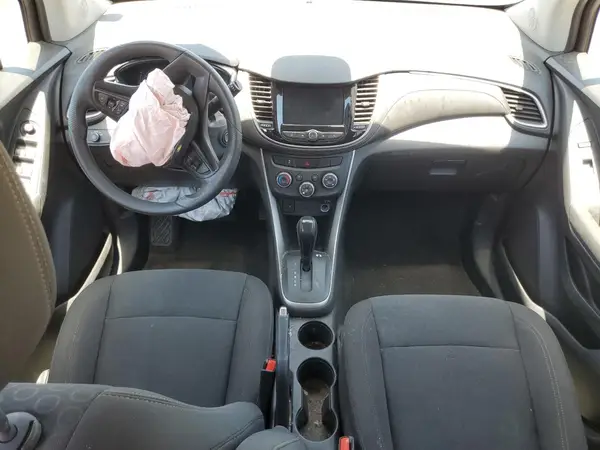 KL7CJKSB9LB016403 2020 CHEVROLET TRAX - Image 8